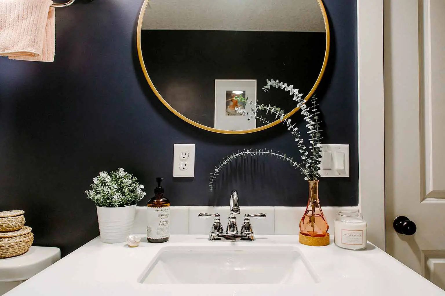 Hale navy bathroom with brass accents and board and batten - The Guest House Reveal - That Homebird Life Blog