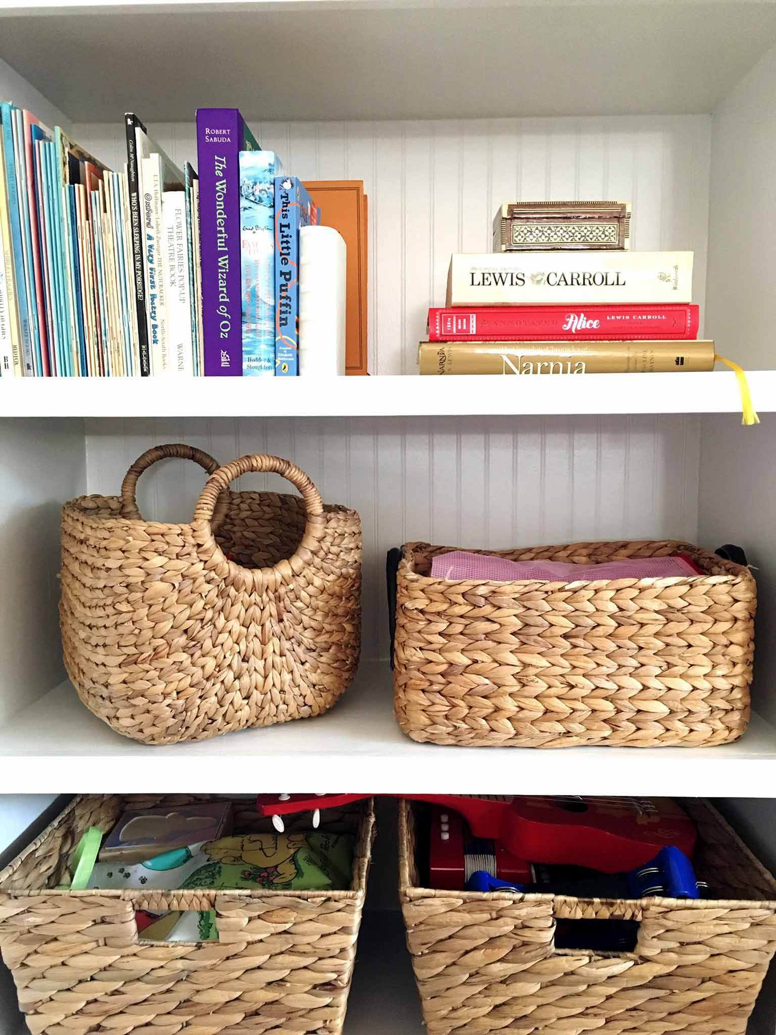 Built-in book shelf - How to Declutter, Organize and Style Kids' Books - That Homebird Life Blog