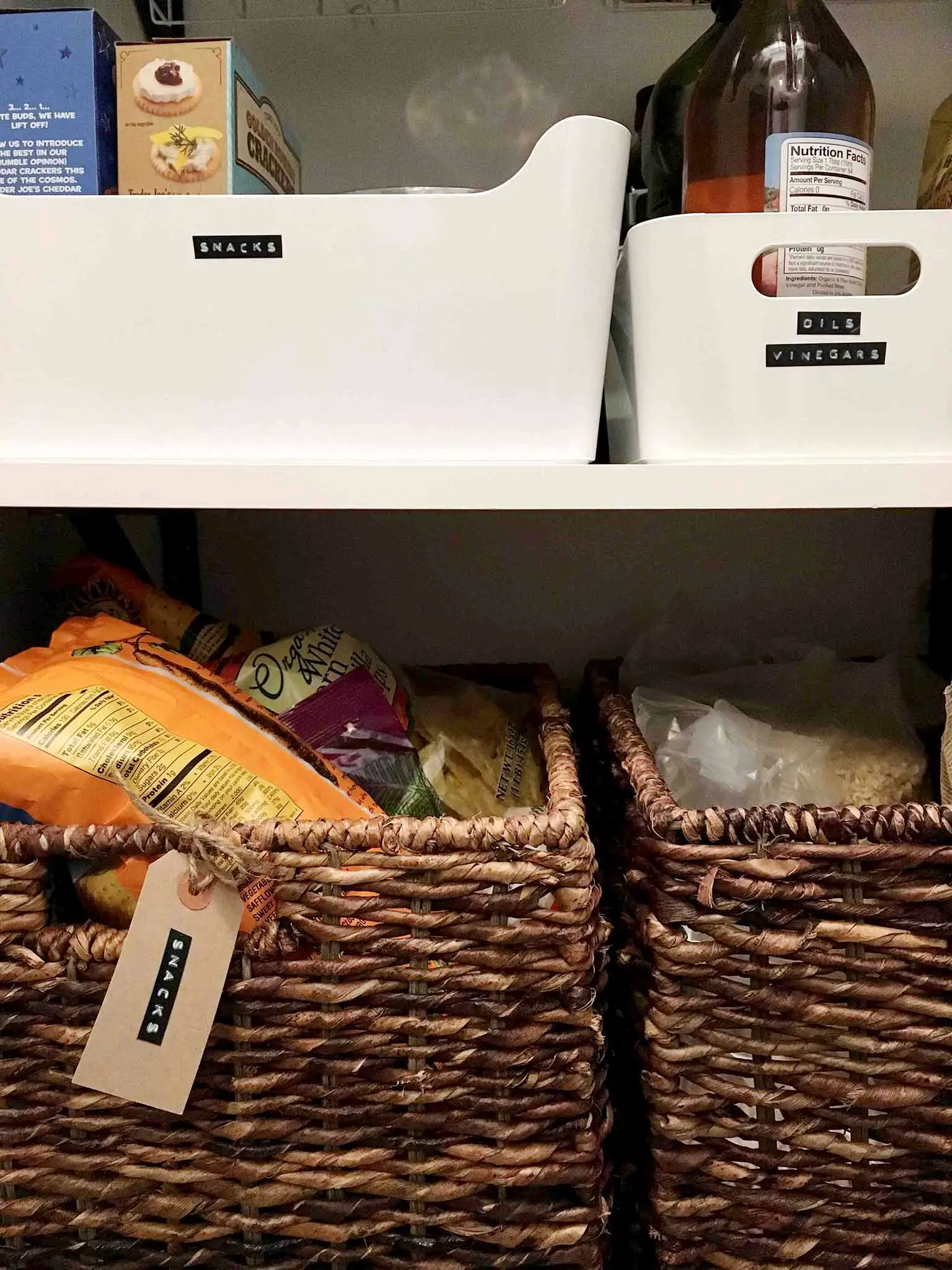 Using a label maker for pantry storage | 14 of My Favorite Products to Help You Organize What's Left After Decluttering | That Homebird Life Blog | #organization #organizationideas