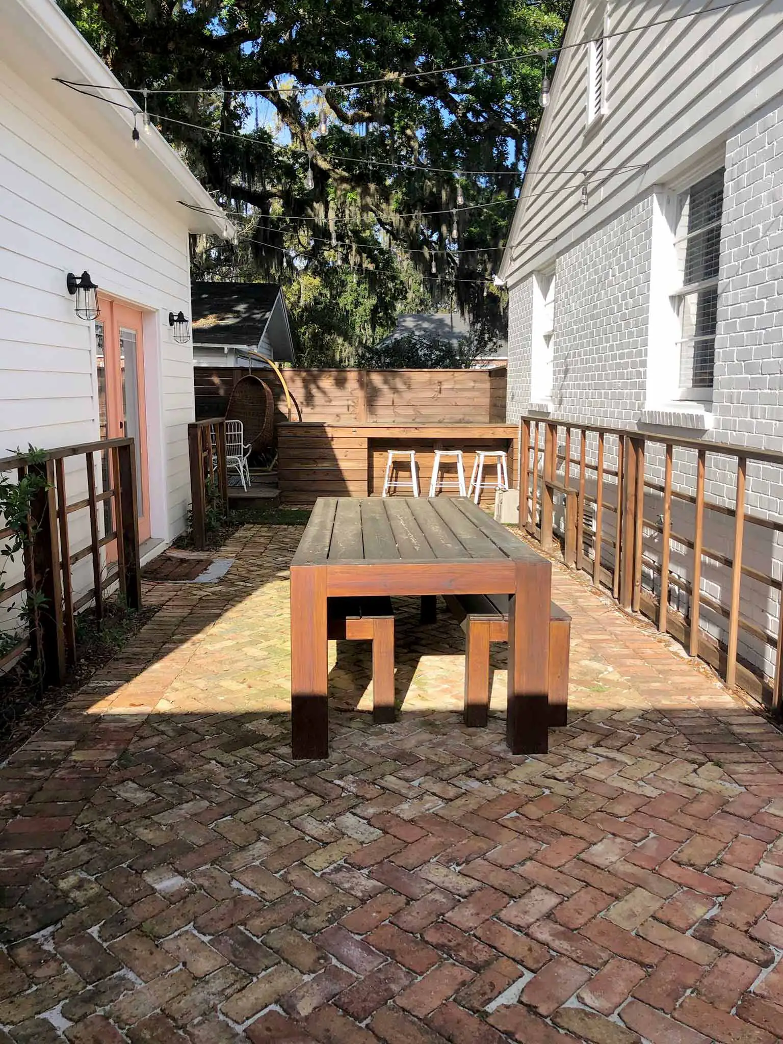dining patio before refresh