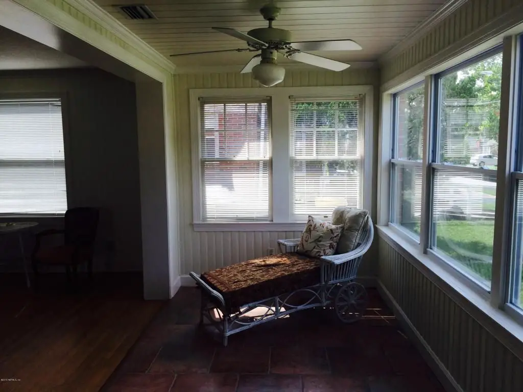 Dining room before picture - That Homebird Life Blog