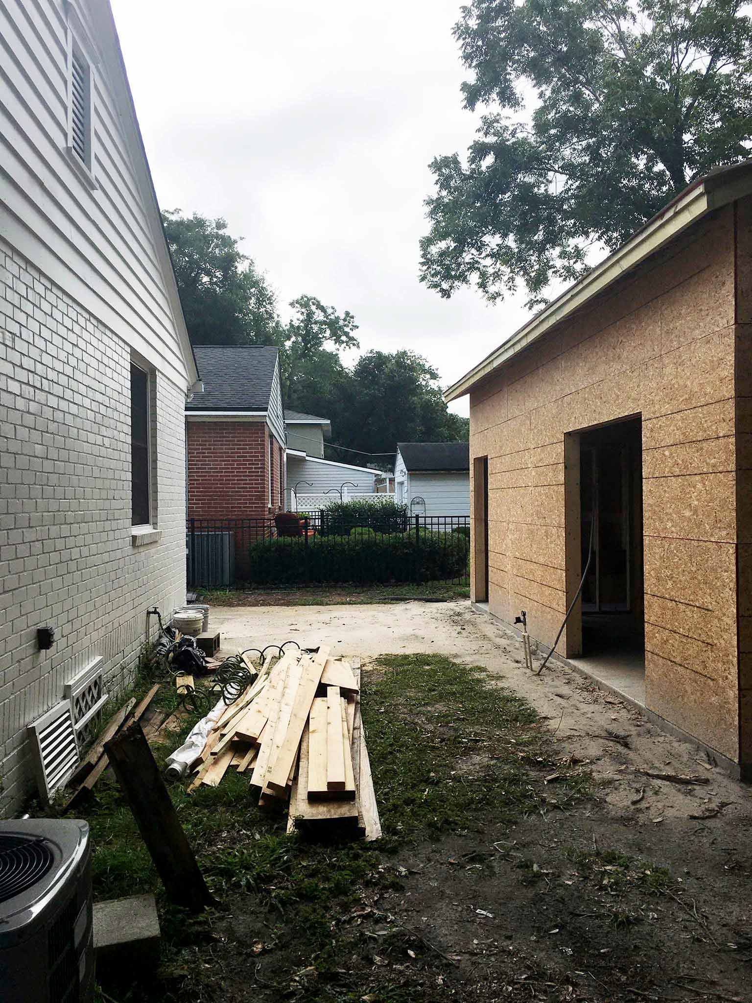 Guest House Construction Progress: It Finally Looks Like A Building!