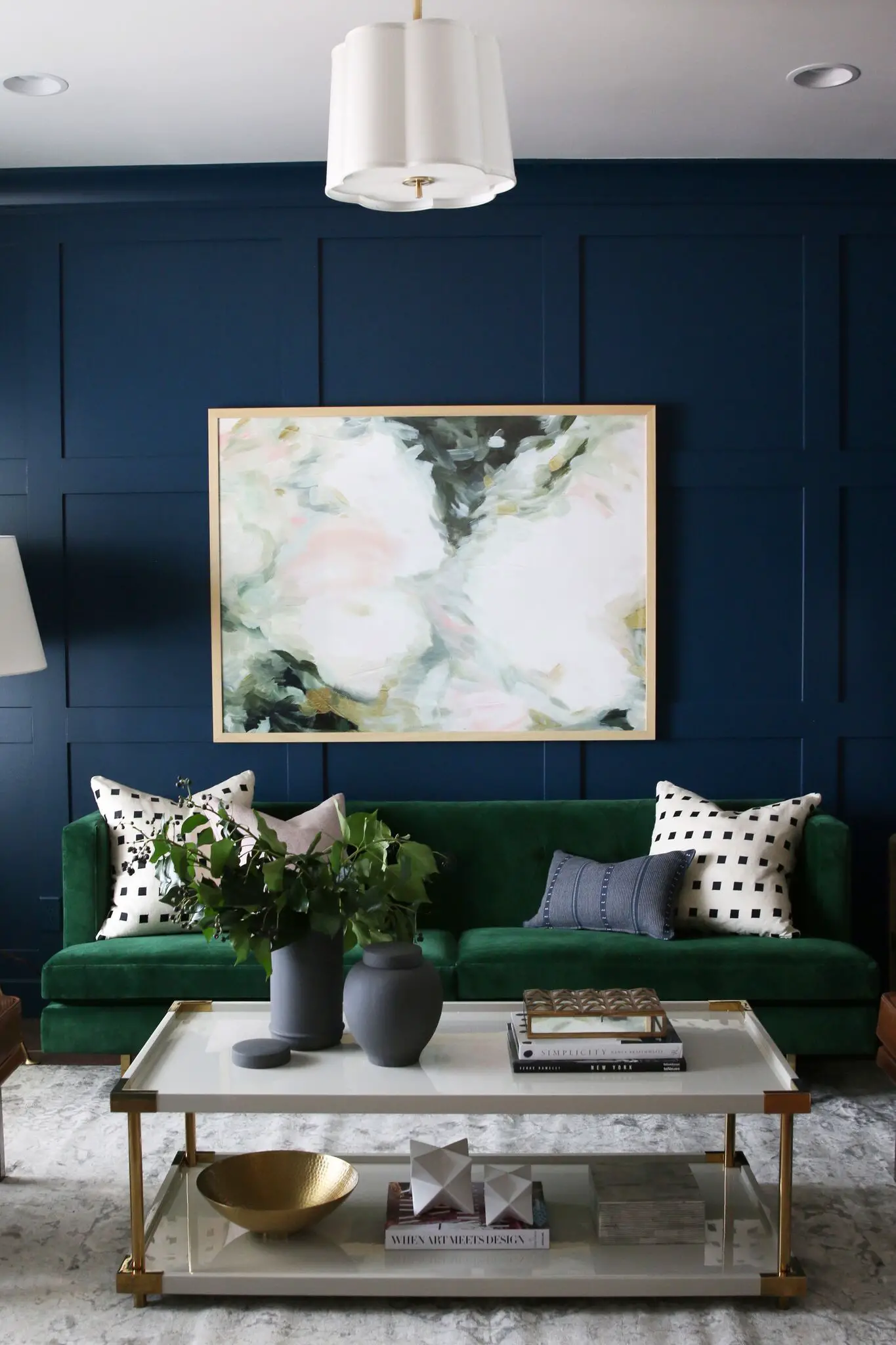Guest house interior inspiration - dark navy paneled walls - That Homebird Life Blog