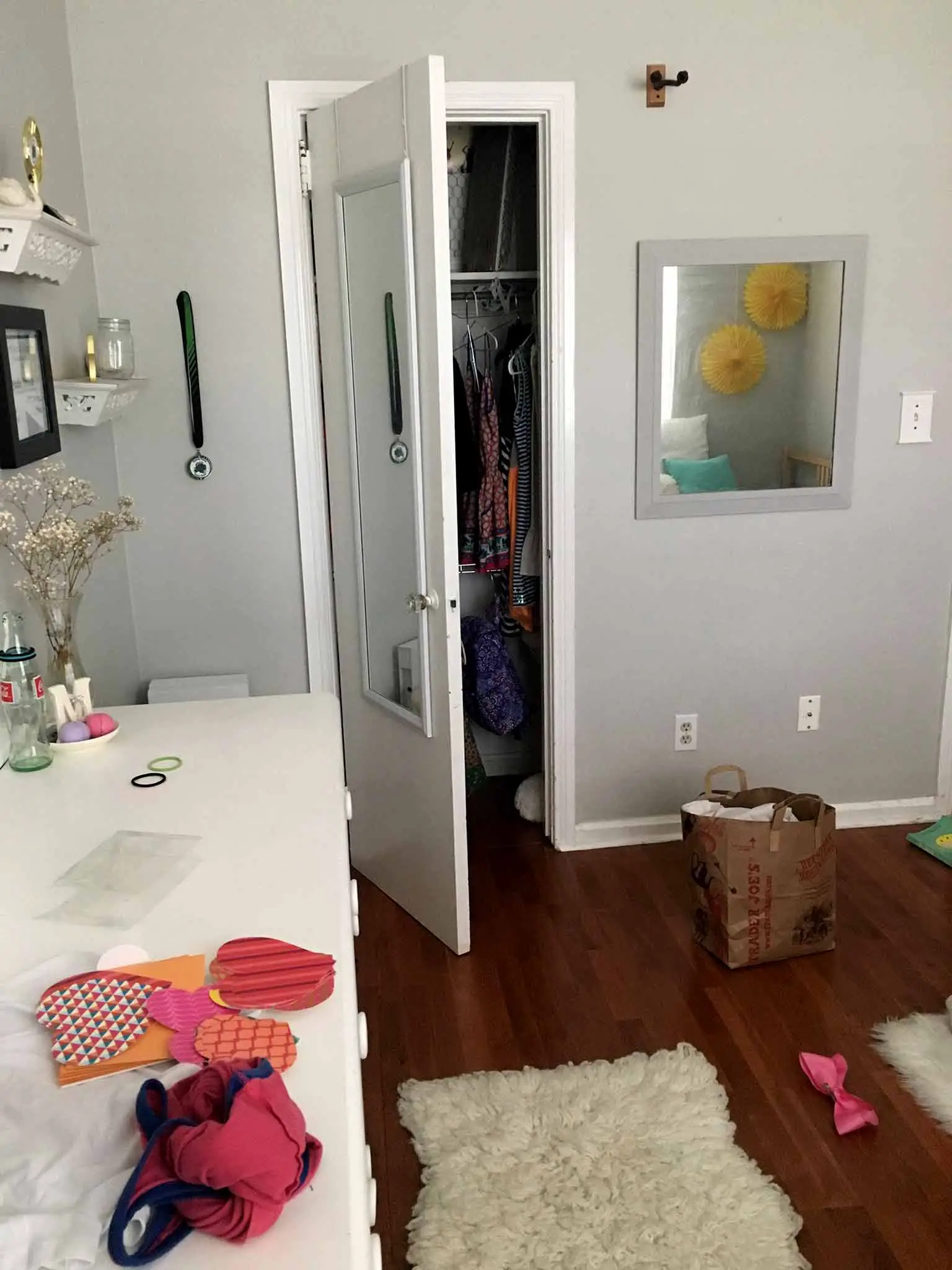 Tween bedroom before the makeover - That Homebird Life Blog