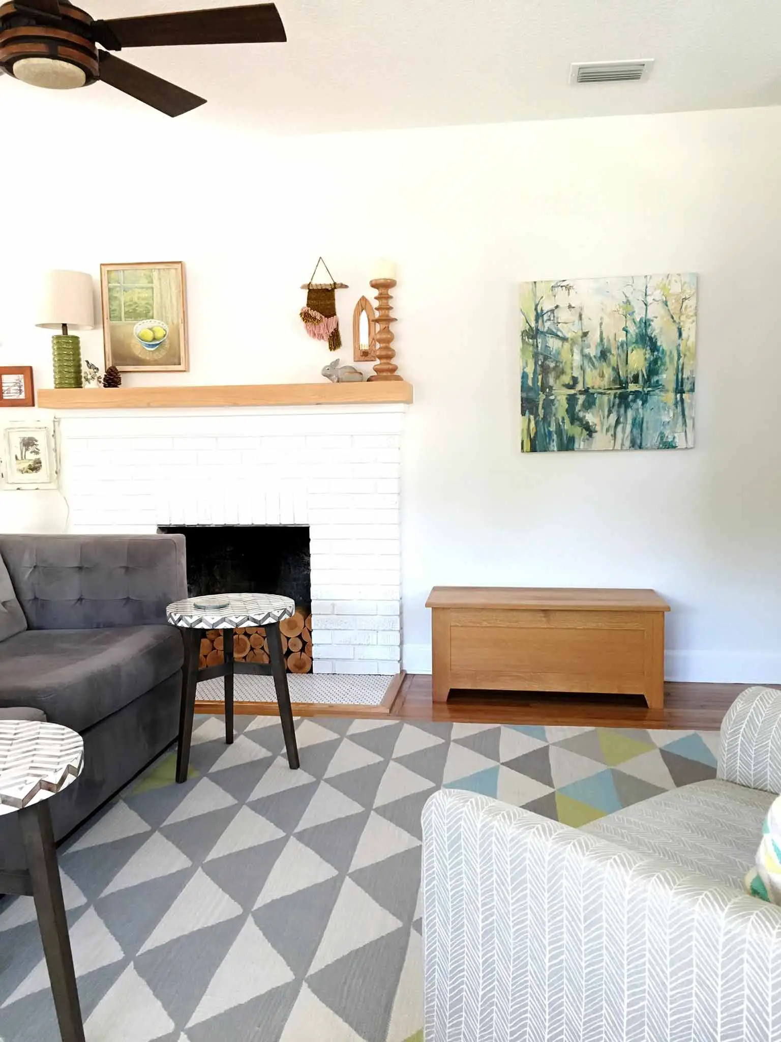 Living room before the refresh | geometric patterned rug and side tables | That Homebird Life Blog