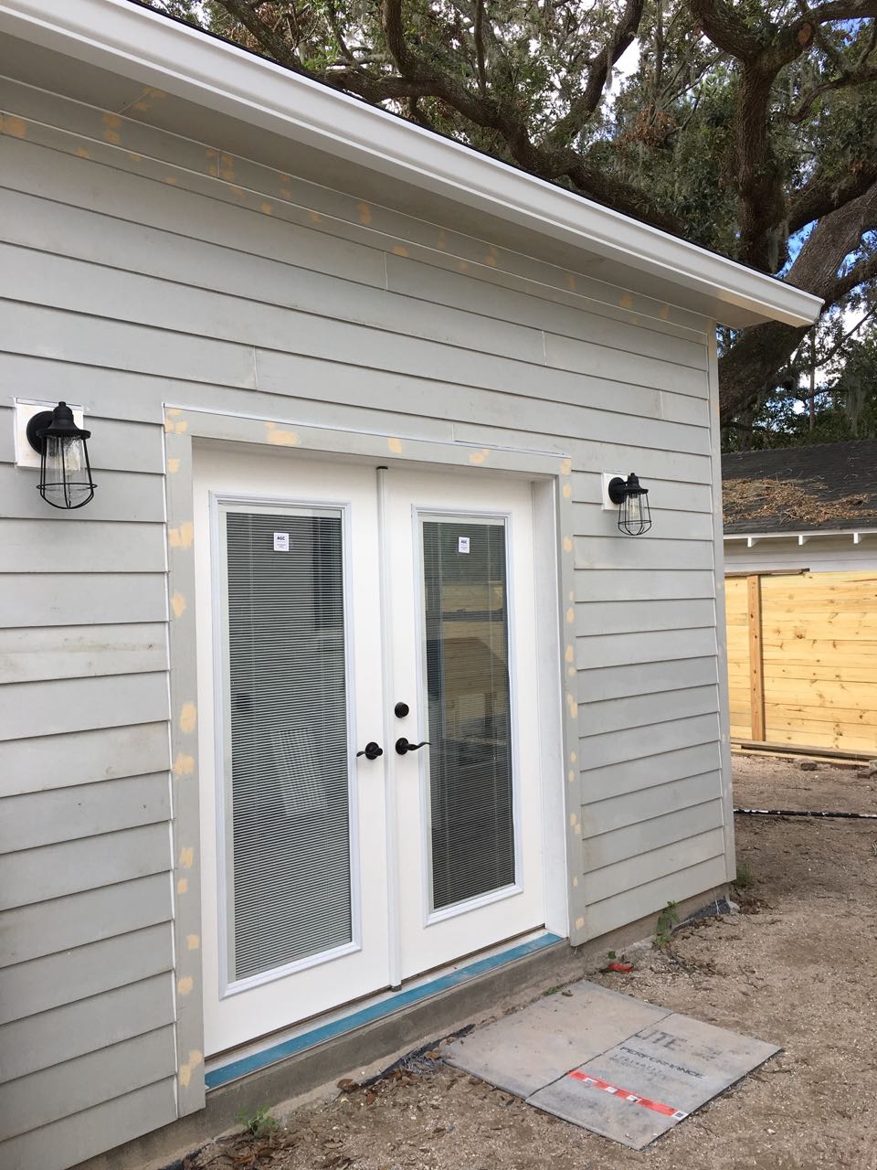 Guest House Progress: Flooring, Trim—and some Tile Drama