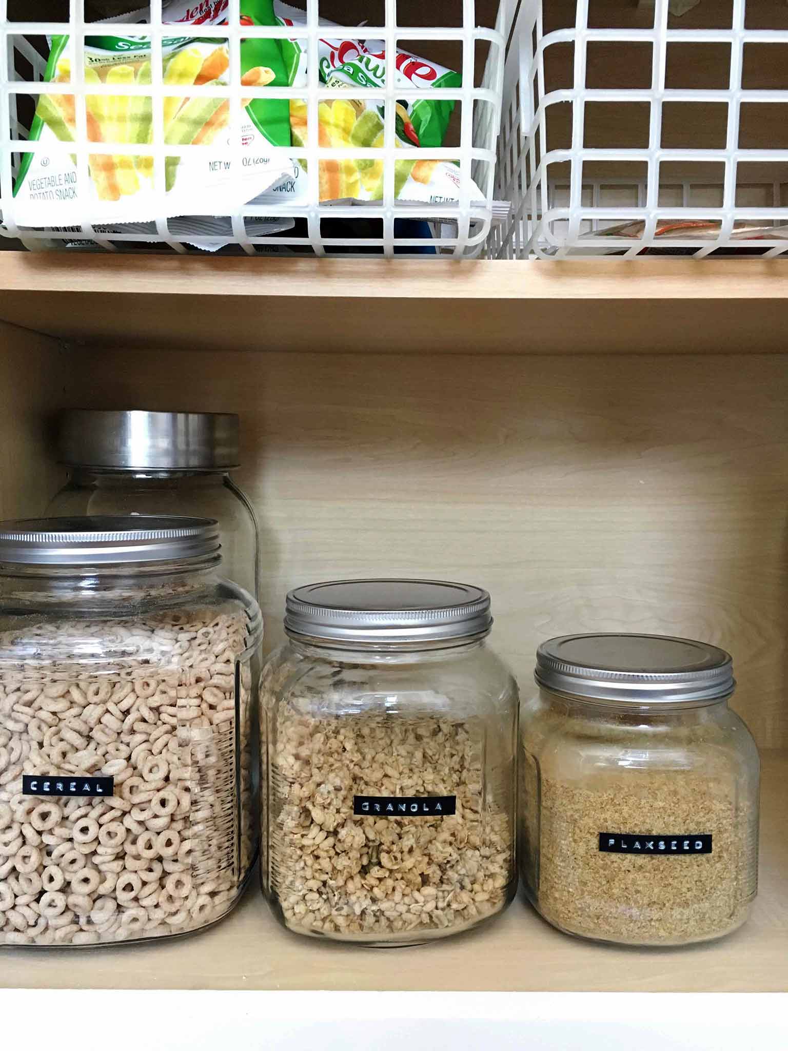 Mason Jar Organization in the Kitchen