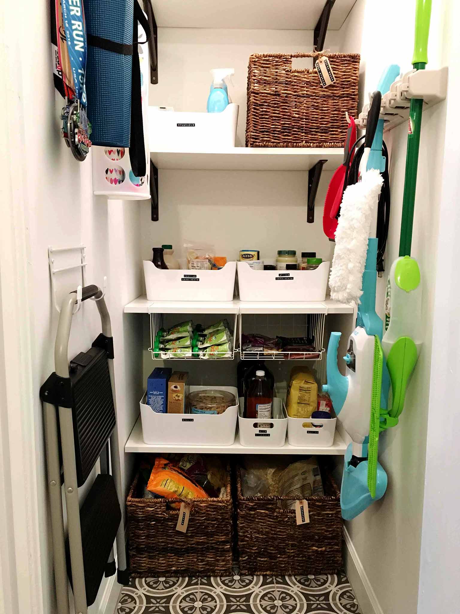 How I organize my pantry – Living Rich on Less