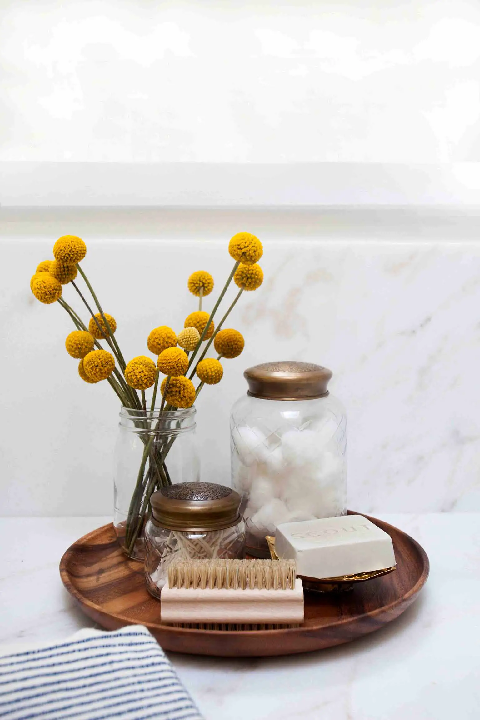 Bathroom vanity storage - simple ways to style a bathroom - That Homebird Life Blog