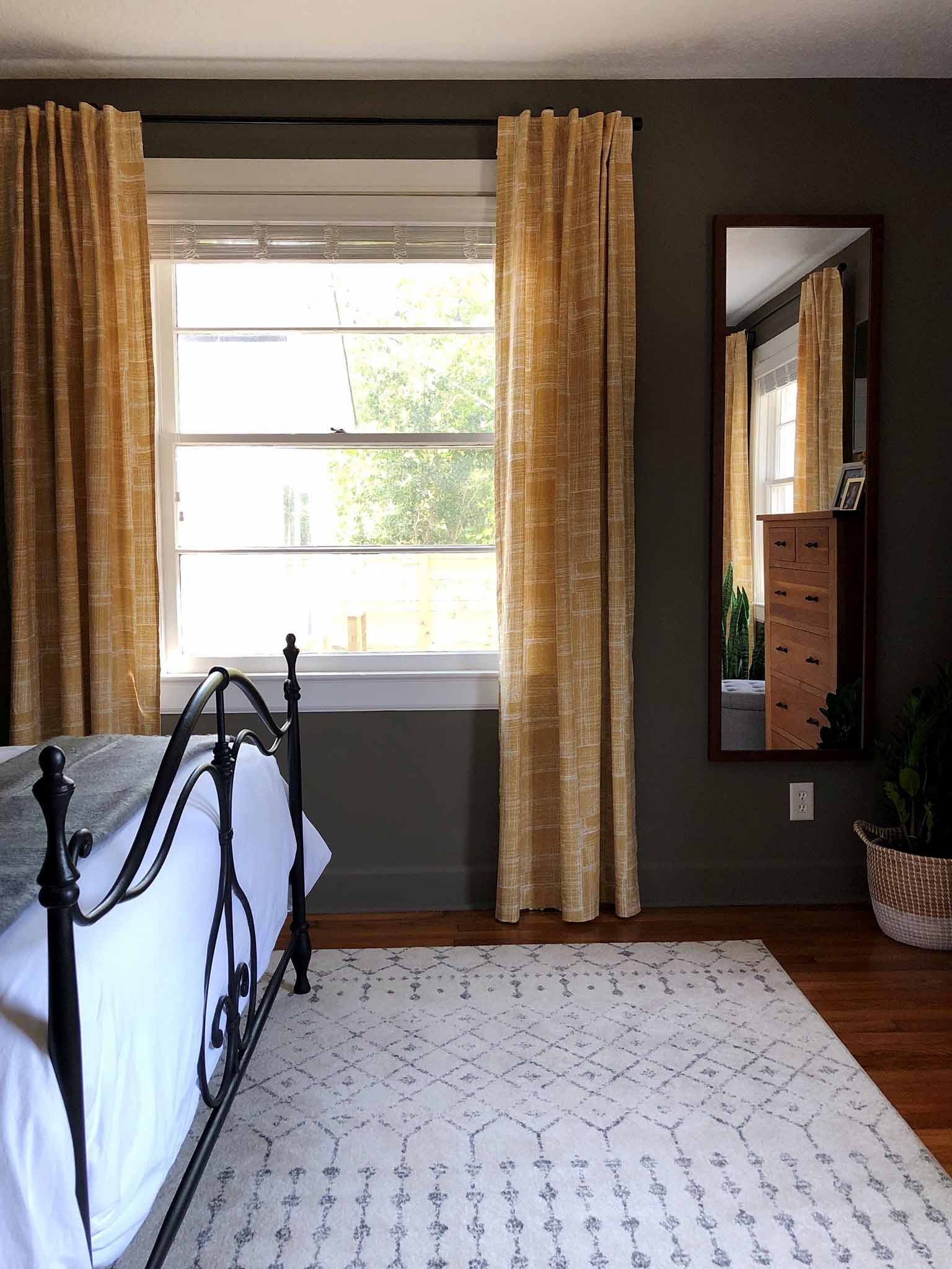 Master Bedroom Reveal: One Room Challenge Week Six!