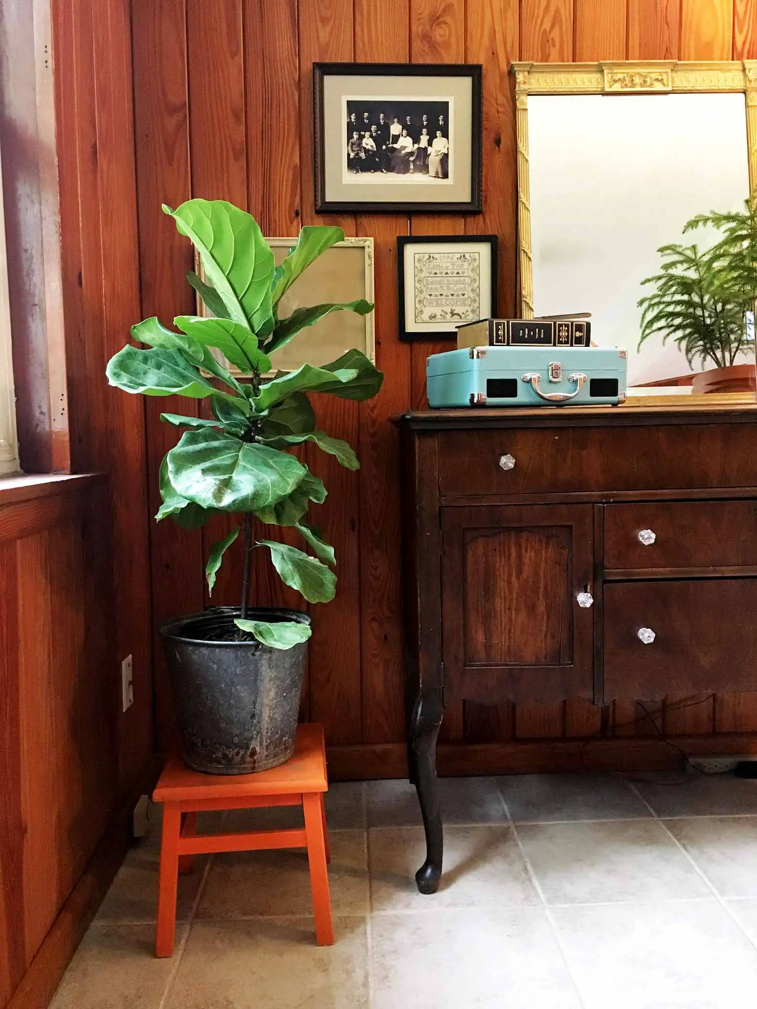 A Cozy & Eclectic Bonus Room Makeover - That Homebird Life Blog