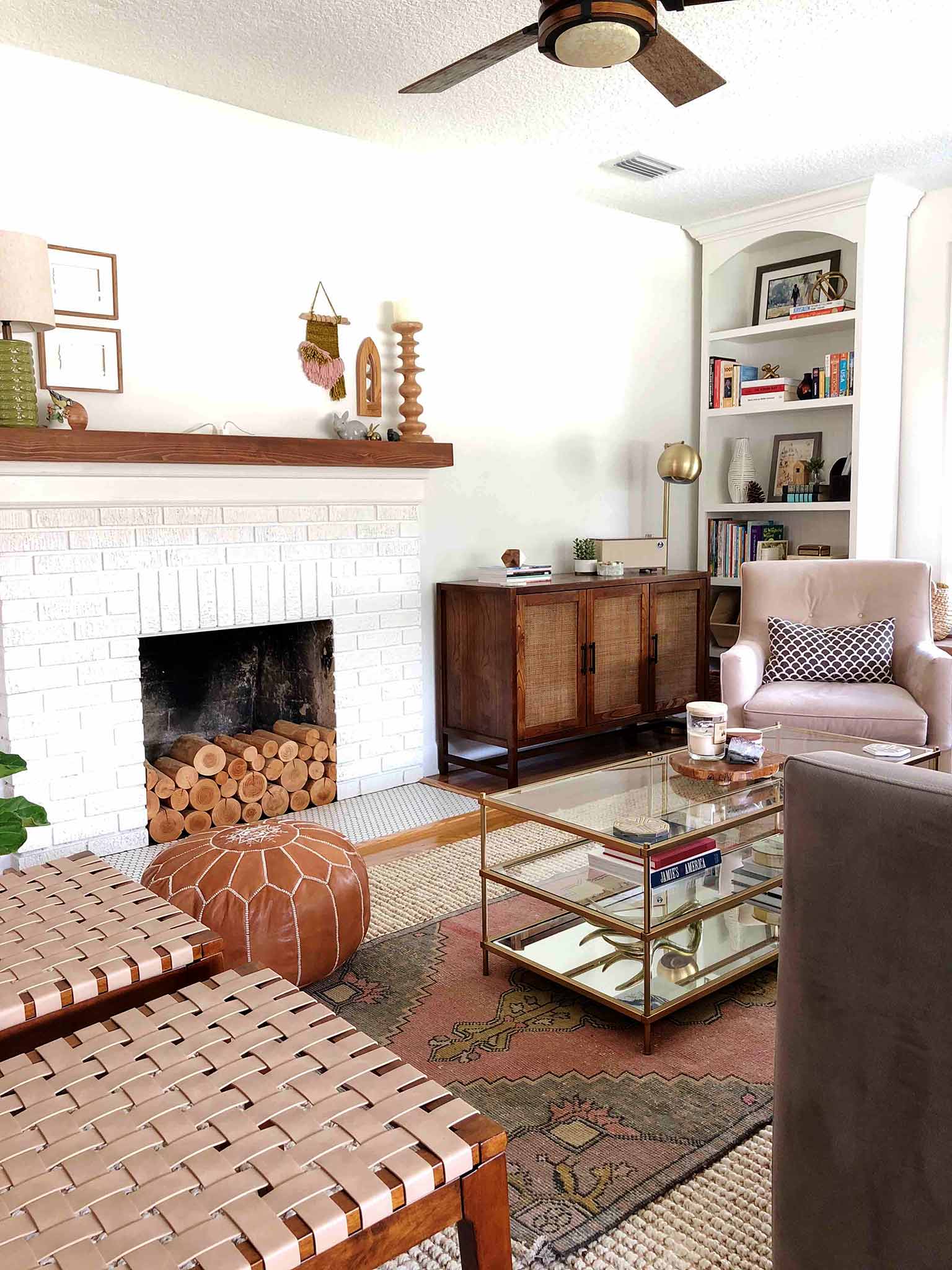 Layered and cozy living room - boho mid century modern - That Homebird Life Blog