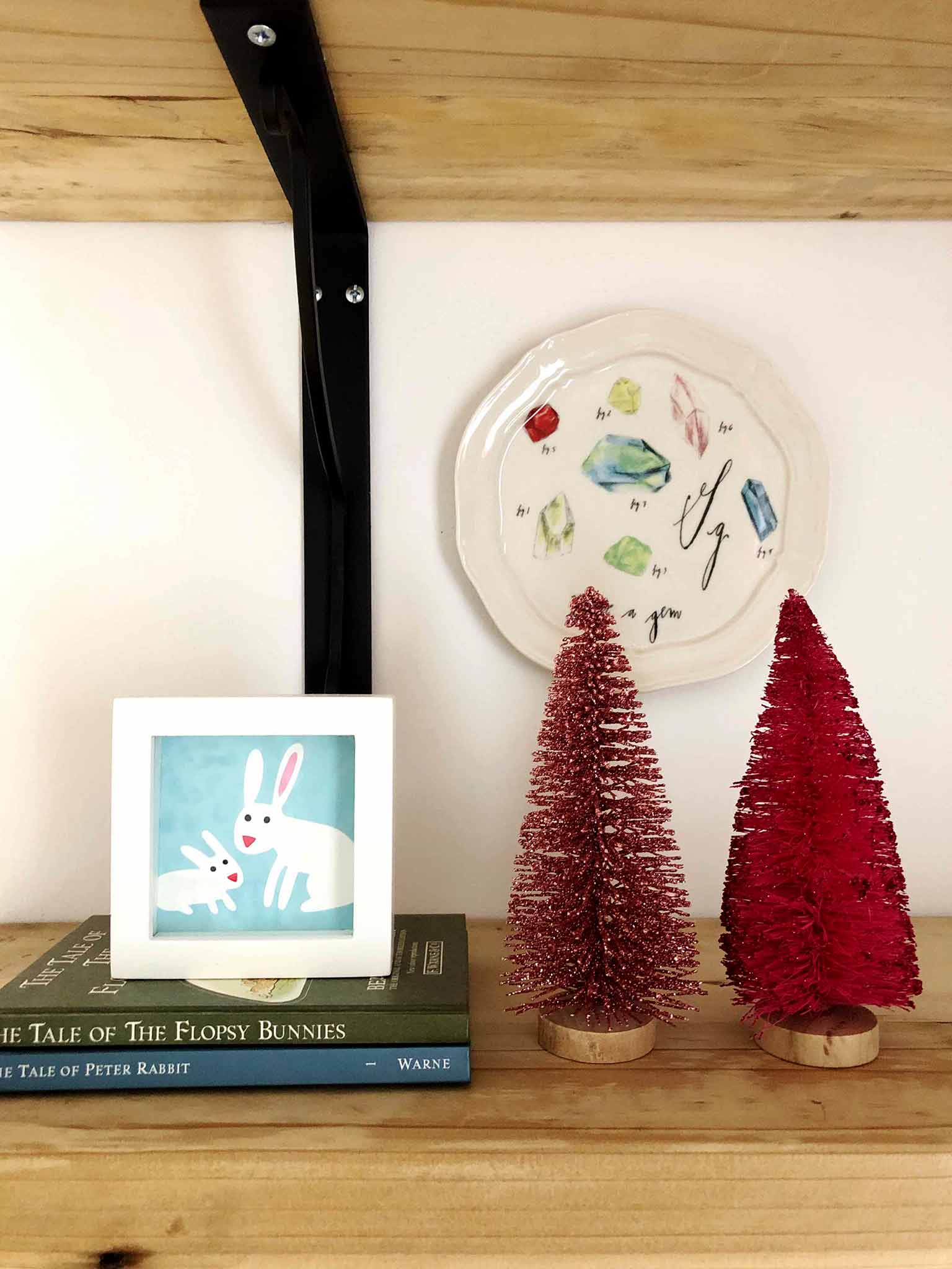 Kids room Christmas decor - Simple Yet Cozy Christmas Decor - That Homebird Life Blog #christmasdecor #christmasinspiration