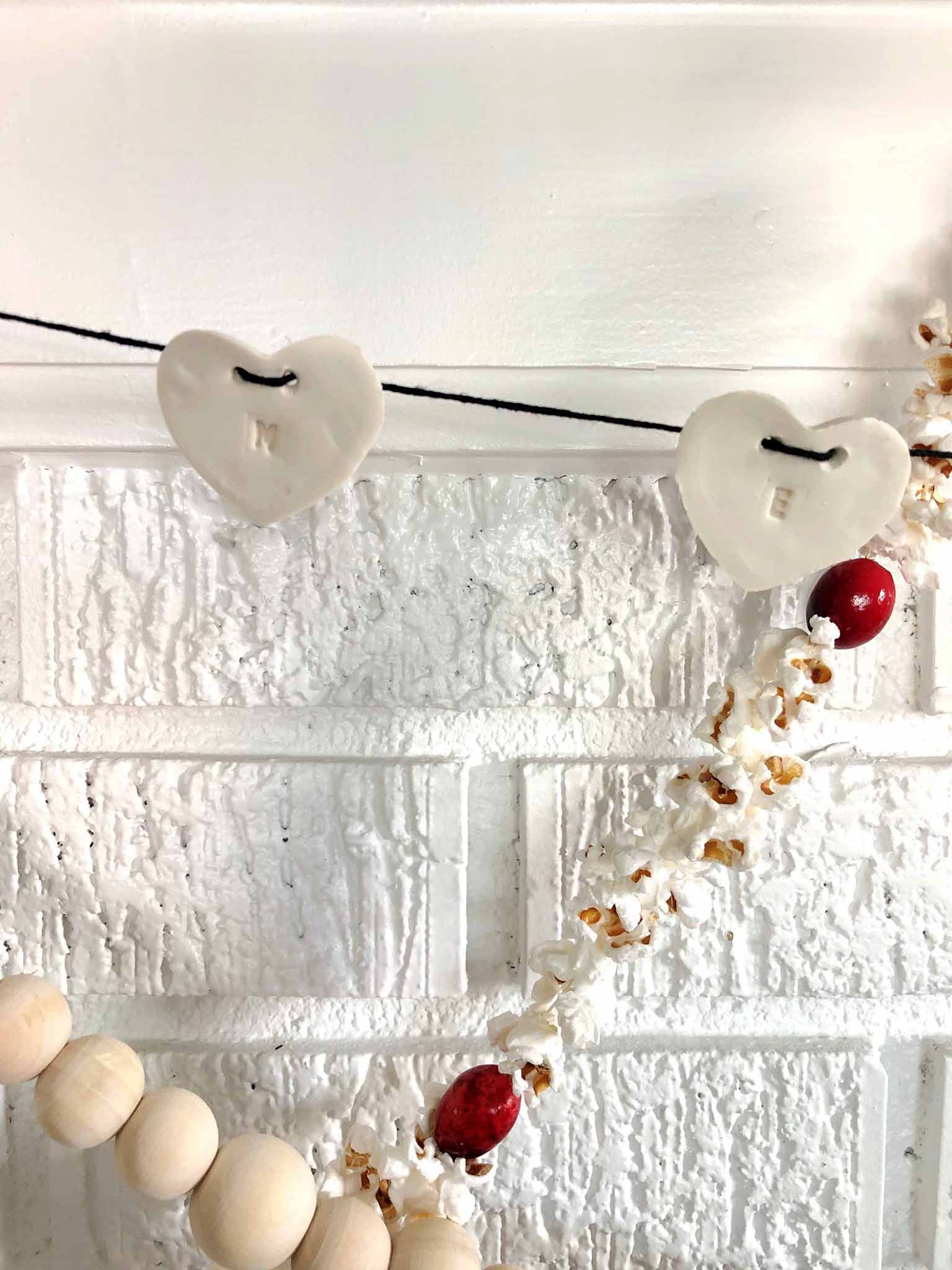 Three Simple, Quick and Inexpensive DIY Christmas Garlands