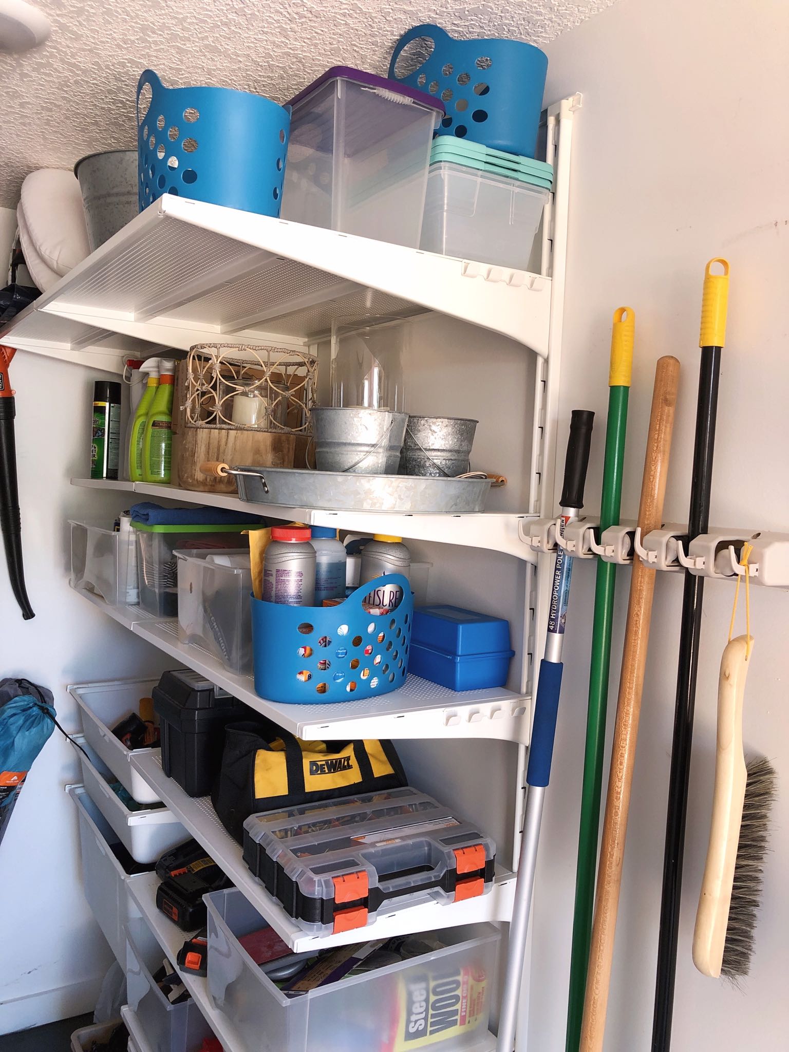 Super Easy Ways for Outdoor Storage Cabinet Organization