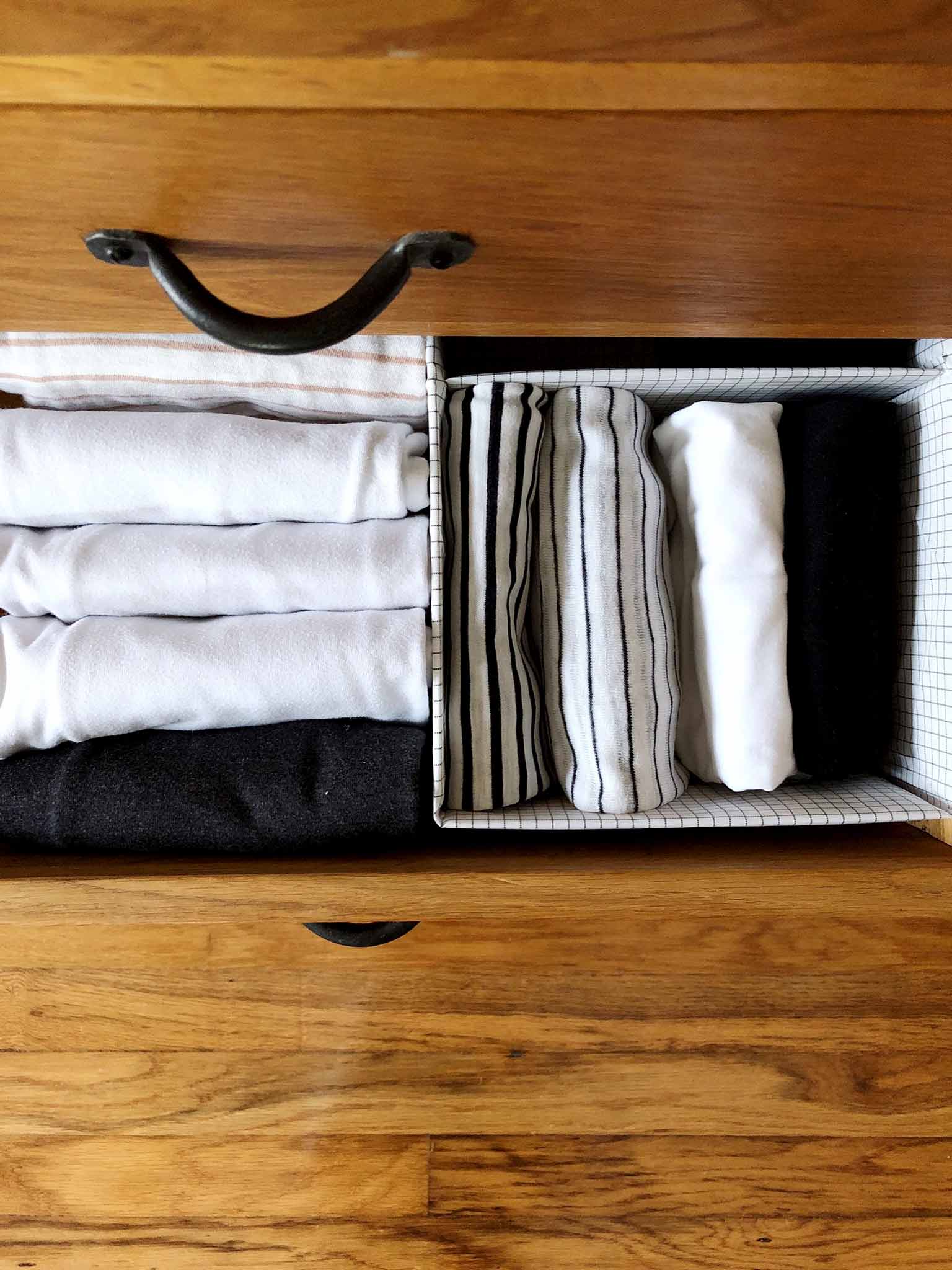 KonMari file folded t-shirts