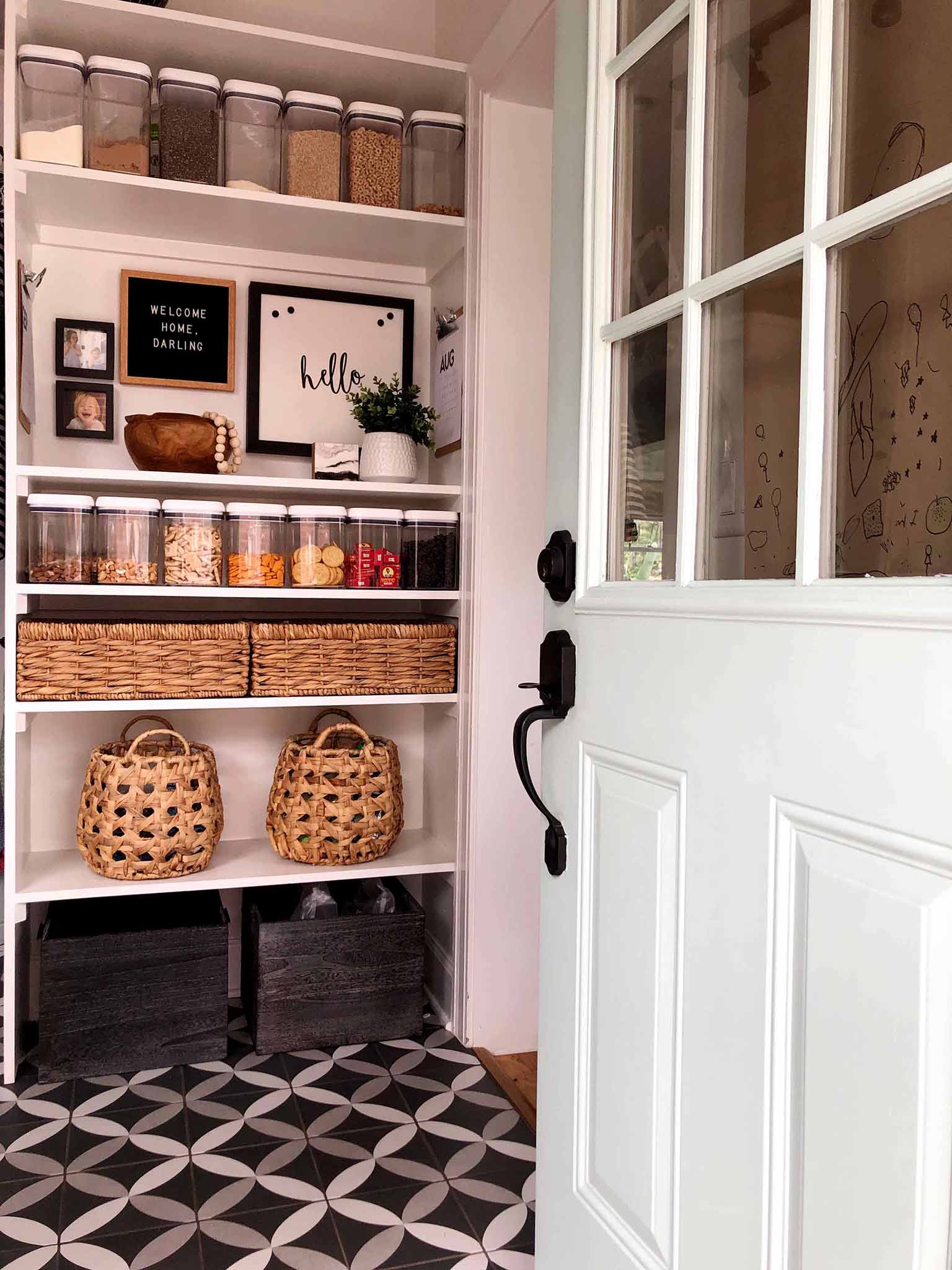 organized pantry shelving