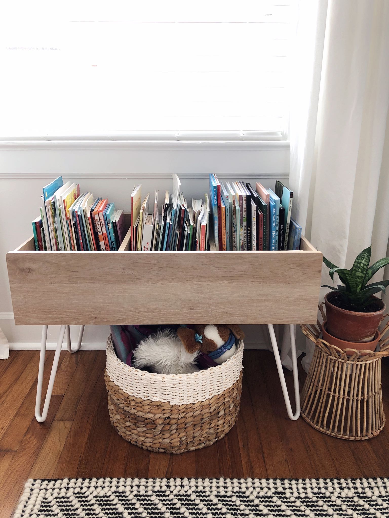 book caddy for children