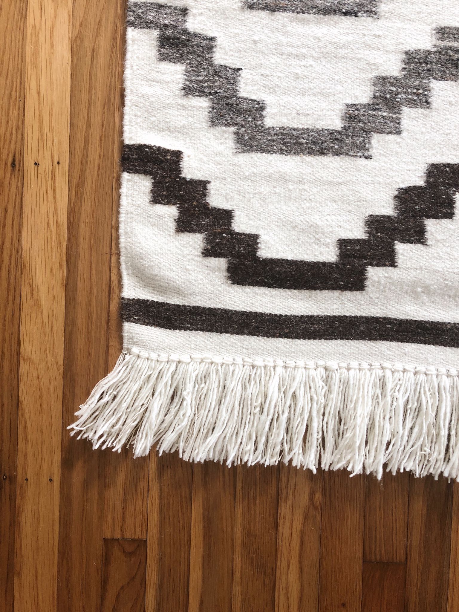 Choosing a Handwoven Rug: Vintage vs New