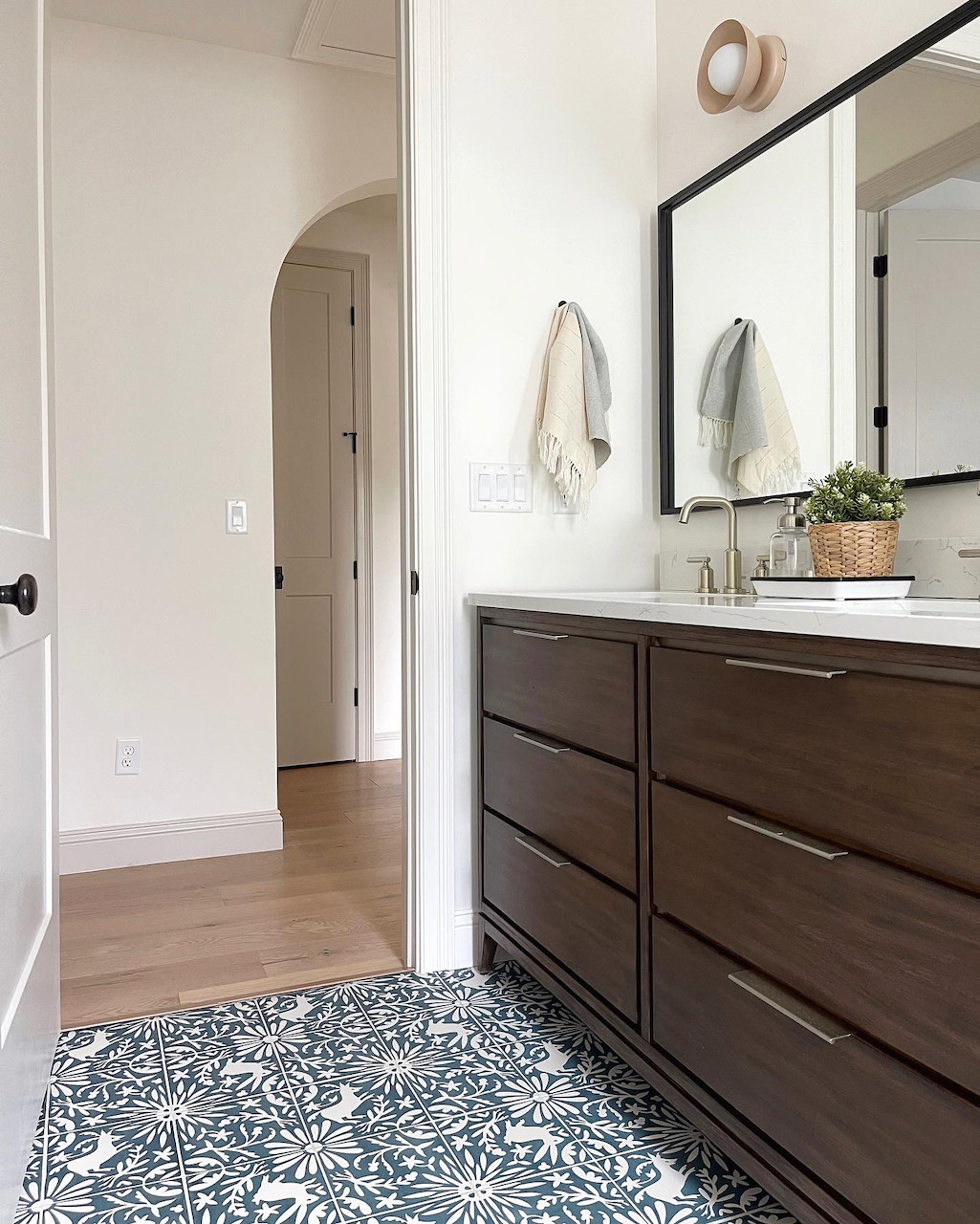 Kids' Bathroom and Laundry Room Reveal!